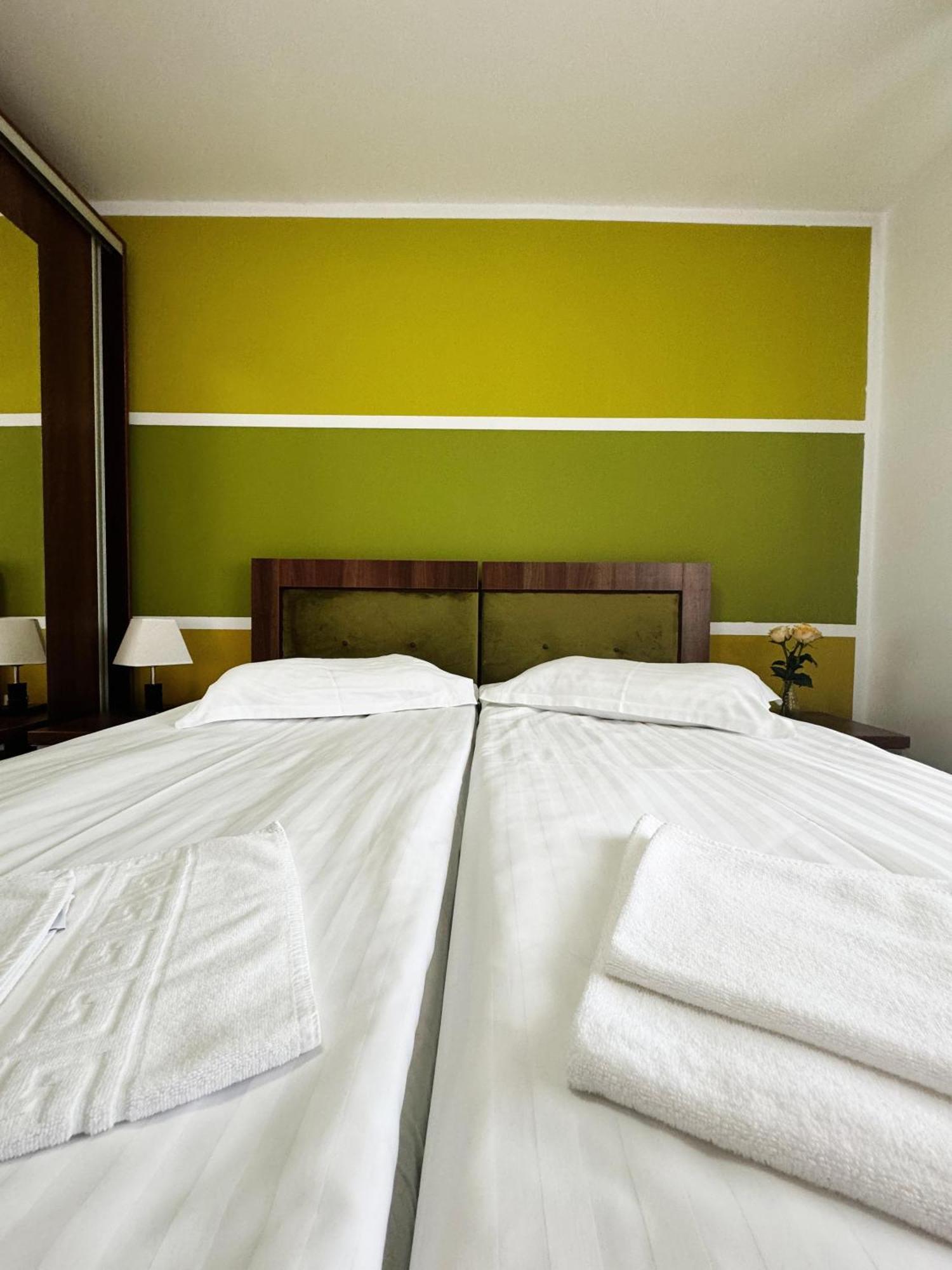Carpathian Newstar Hotel Sibiu Exterior foto