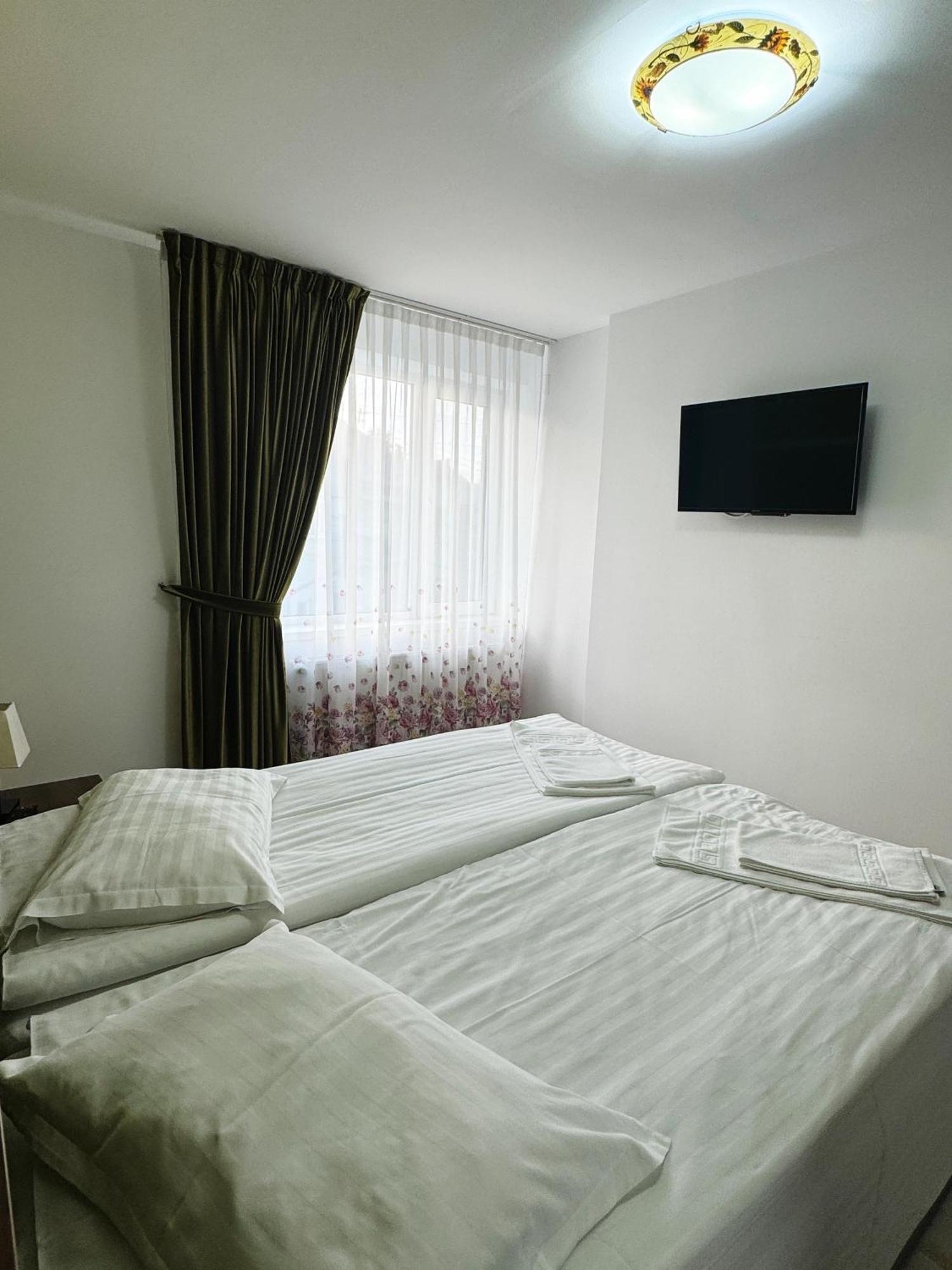 Carpathian Newstar Hotel Sibiu Exterior foto