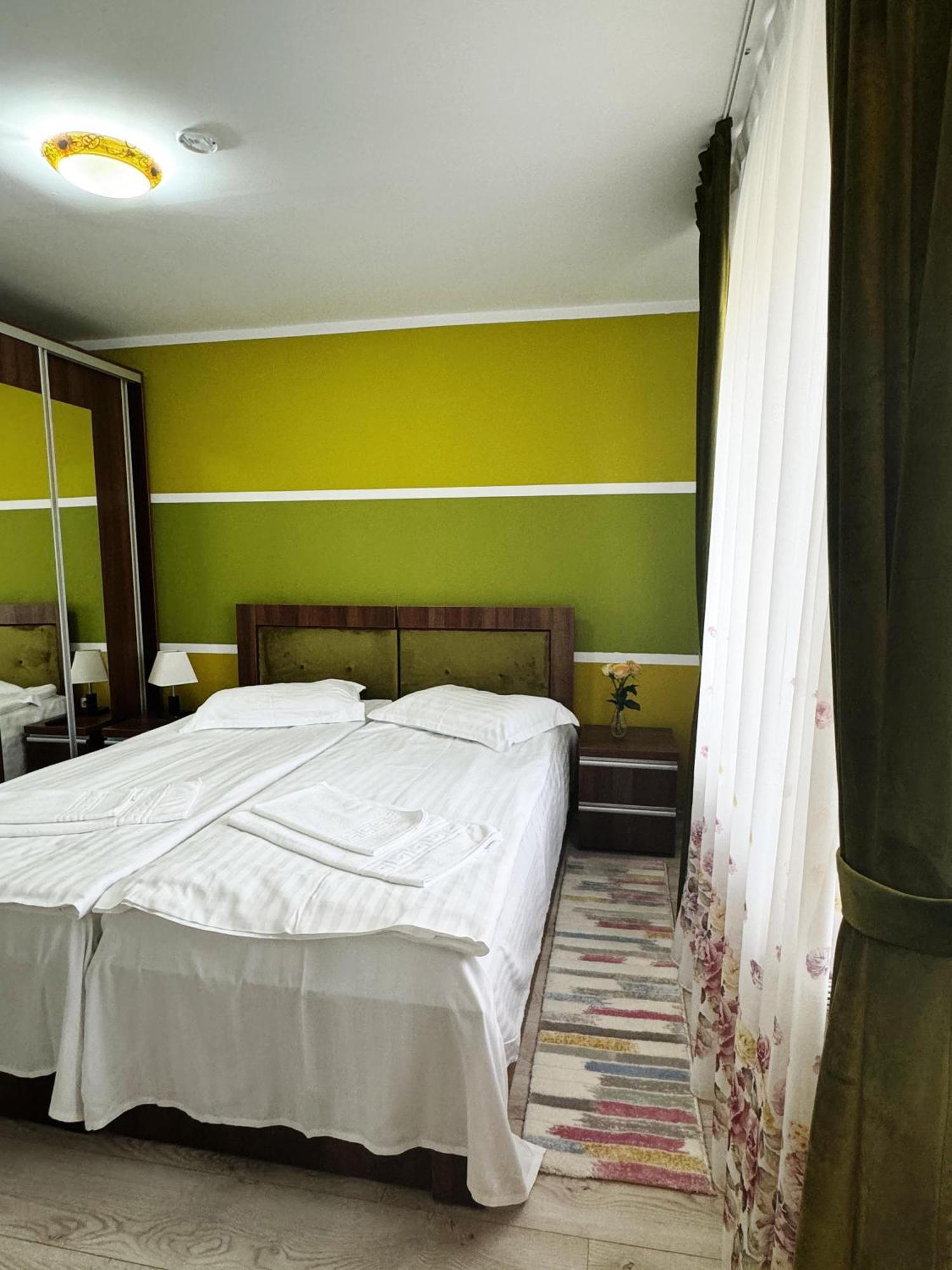 Carpathian Newstar Hotel Sibiu Exterior foto