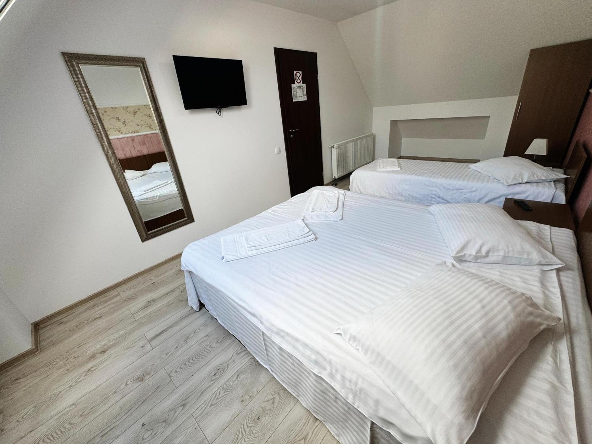 Carpathian Newstar Hotel Sibiu Exterior foto